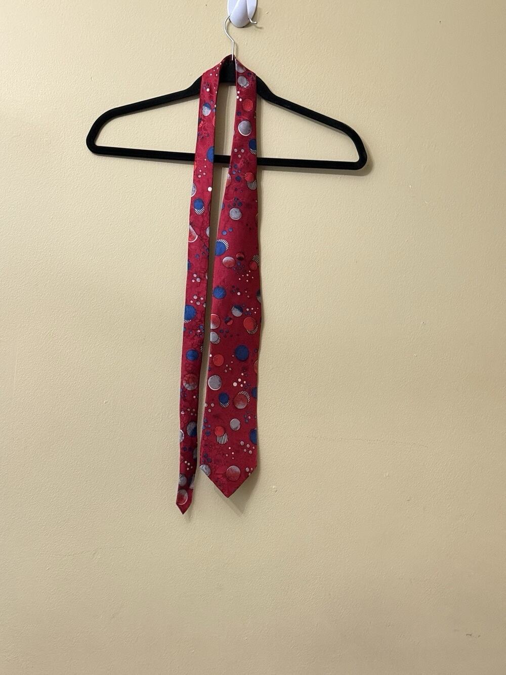 Boston Traders Tie Mens Red Blue Silk Circles Geometric 90s Vintage Made In USA